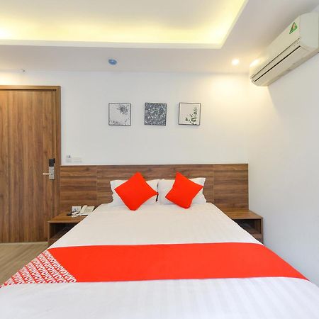 Oyo 270 Xumi Hotel Hanoi Buitenkant foto