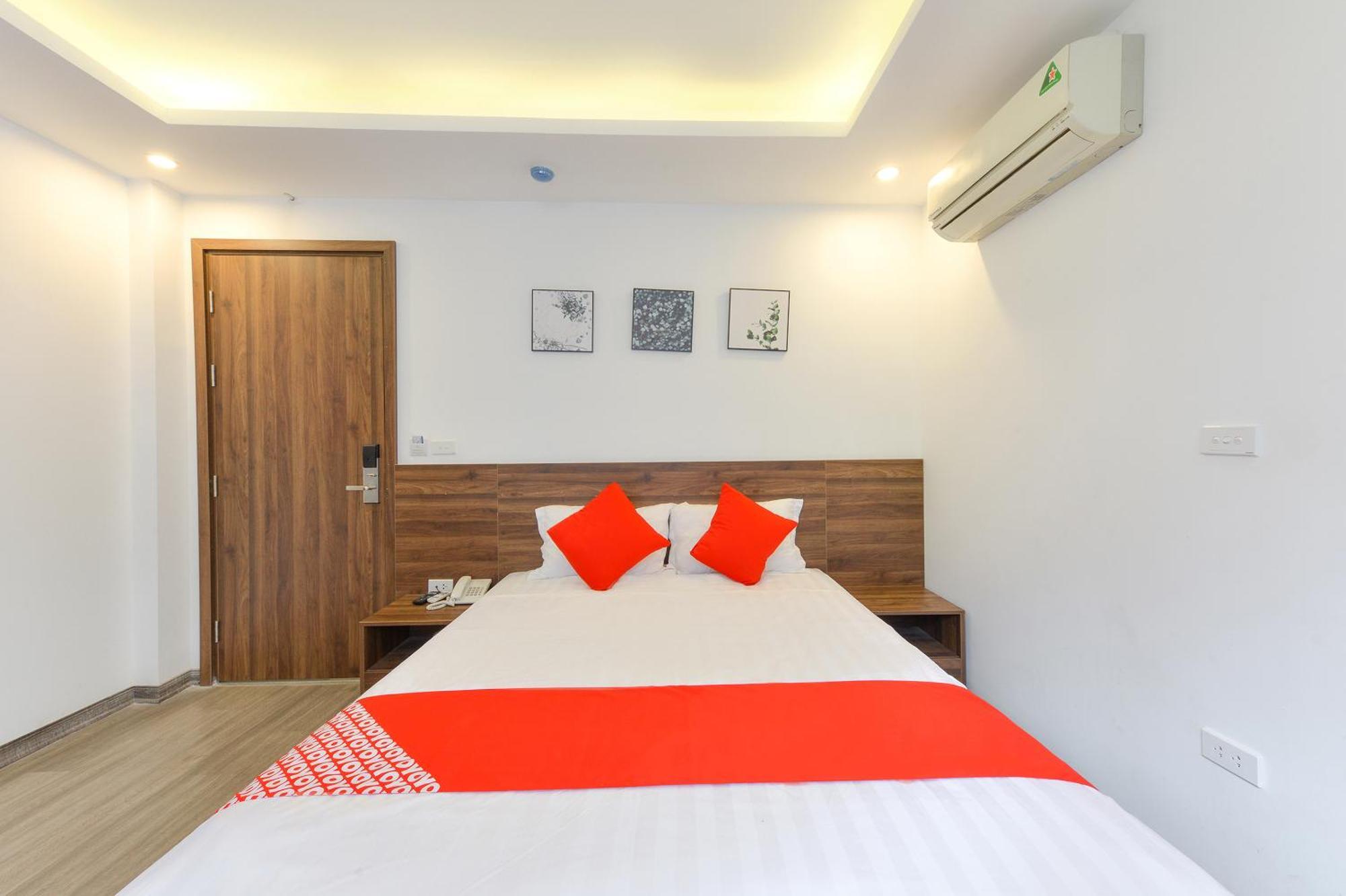 Oyo 270 Xumi Hotel Hanoi Buitenkant foto